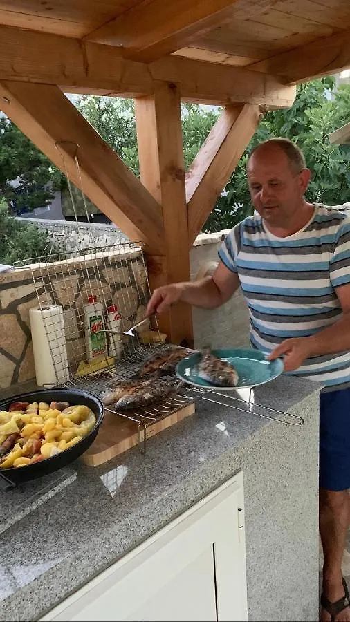 Miro Apartmani Ražanac