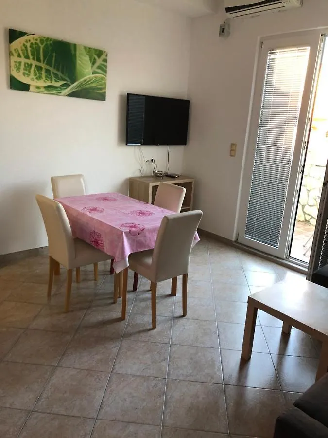 Apartment Miro Apartmani Razanac Croatia